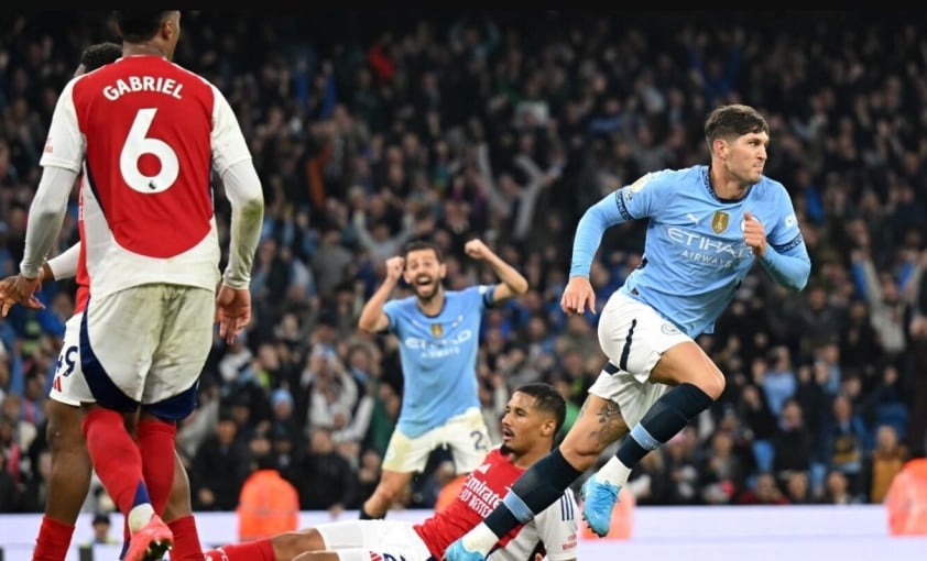 Bernardo Silva chế giễu Arsenal: 'Hôm nay chỉ có một đội chơi bóng'-531863